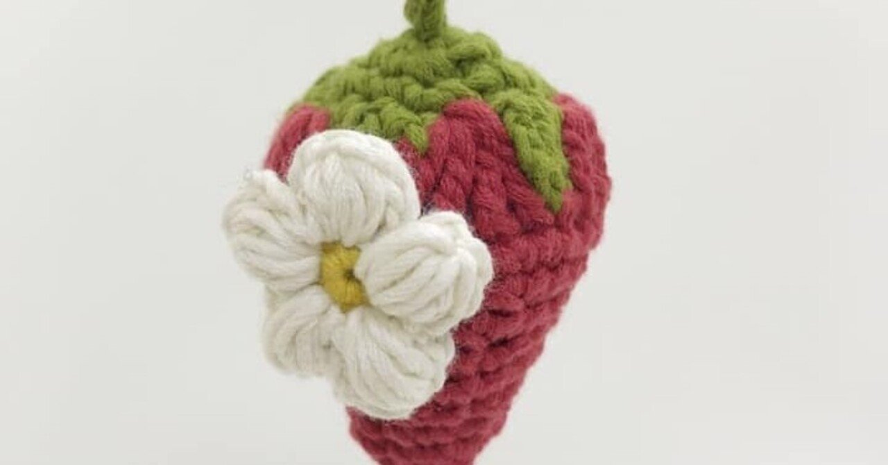 ぬいぐるみカゴ 苺花 藤編み 収納 ロリィタ ハンドメイド 海外作家様 部屋飾り ぬいぐるみカゴ 苺花 藤編み 収納 ロリィタ ハンドメイド 海外作家様