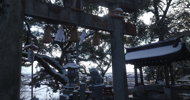 神社の娘に依る 絵馬に願ひを 考察其の壱 基本設定について 夜の因果が見せた夢 アヤ Note 神社の娘に依る 絵馬に願ひを 考察其の壱 基本設定について 夜の因果が見せた夢 アヤ Note