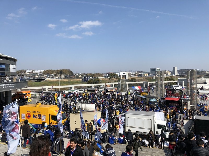 日産スタジアムを 食のエンタメ空間に Cdaが推し進める スタグル革命 の舞台裏 Nest ネスト サポーターの想いを伝えるメディア Note