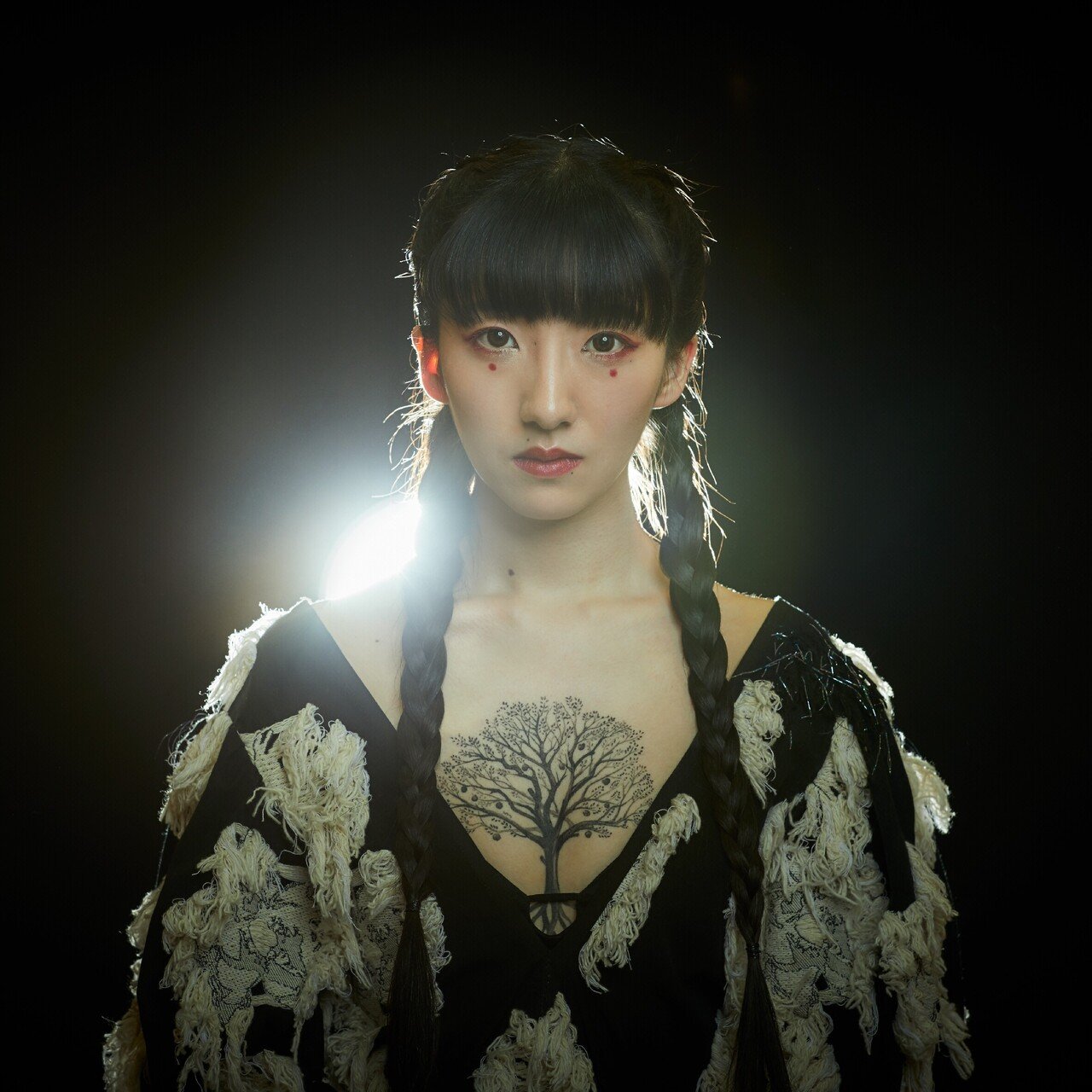 Interview with 春ねむり (日本語版)｜3LA