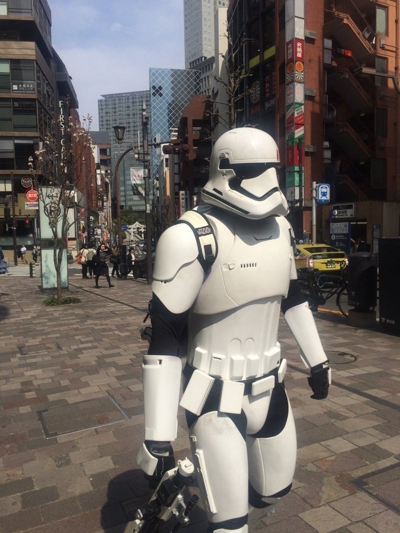 映画 スター ウォーズ に出てくる白い兵隊の名前を知らない人が多い 荒川和久 結婚滅亡 著者 Note 映画 スター ウォーズ に出てくる白い兵隊の名前を知らない人が多い 荒川和久 結婚滅亡 著者 Note