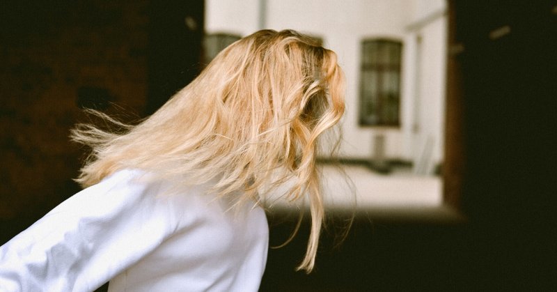 洋楽和訳 Skin Sabrina Carpenter あなたは私になれない Sharon Note