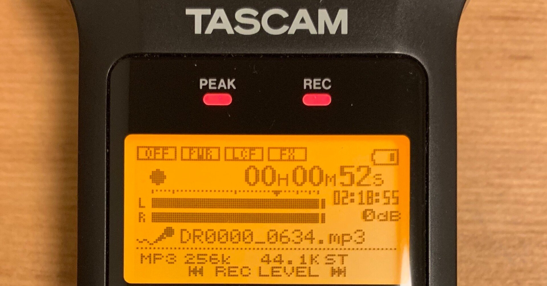 【レビュー】TASCAM DR-07MKIIは「録ったらすぐ聴けちゃう