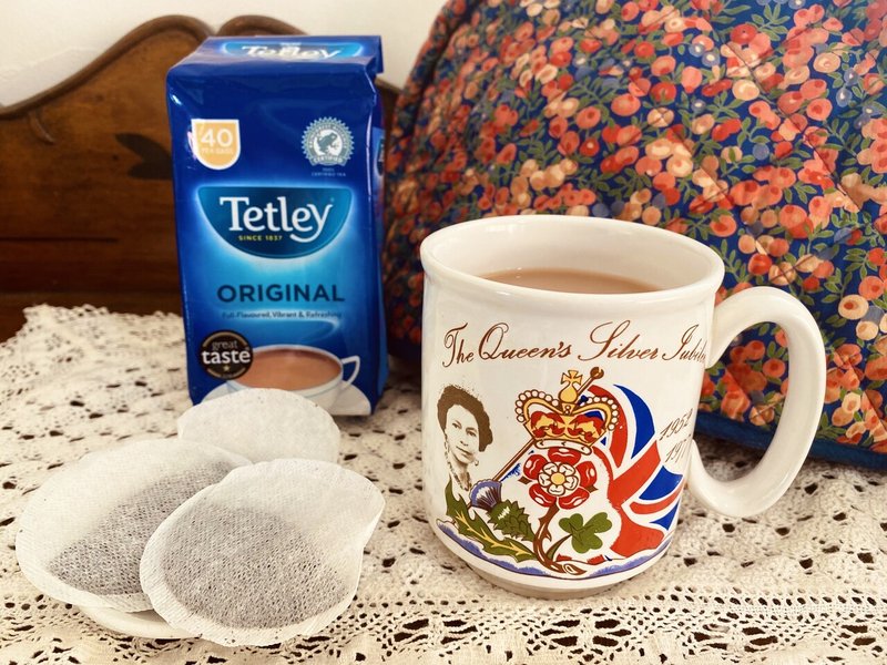 ロンドンまでの飛行時間12時間が一気に縮まるミルクティーを求めて 牛乳編 タケチヒロミ Roulottes Note ロンドンまでの飛行時間12時間が一気に縮まるミルクティーを求めて 牛乳編 タケチヒロミ Roulottes Note