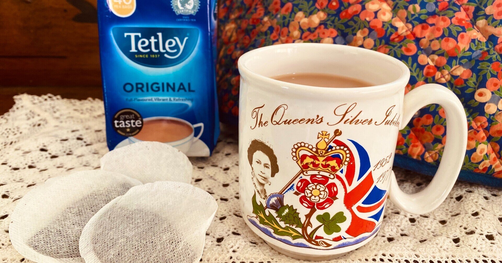 ロンドンまでの飛行時間12時間が一気に縮まるミルクティーを求めて 牛乳編 タケチヒロミ Roulottes Note ロンドンまでの飛行時間12時間が一気に縮まるミルクティーを求めて 牛乳編 タケチヒロミ Roulottes Note