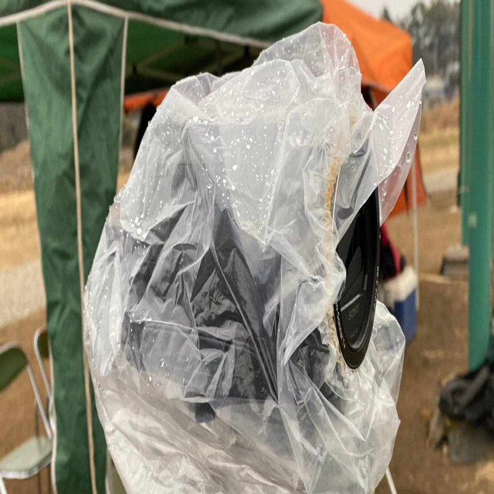 カメラ部 100均で買える便利グッズでビデオカメラと一眼レフカメラの防水レインカバー 雨対策 自作してみた ラフなひとこと It企業ラフアンドレディの公式ブログ Note