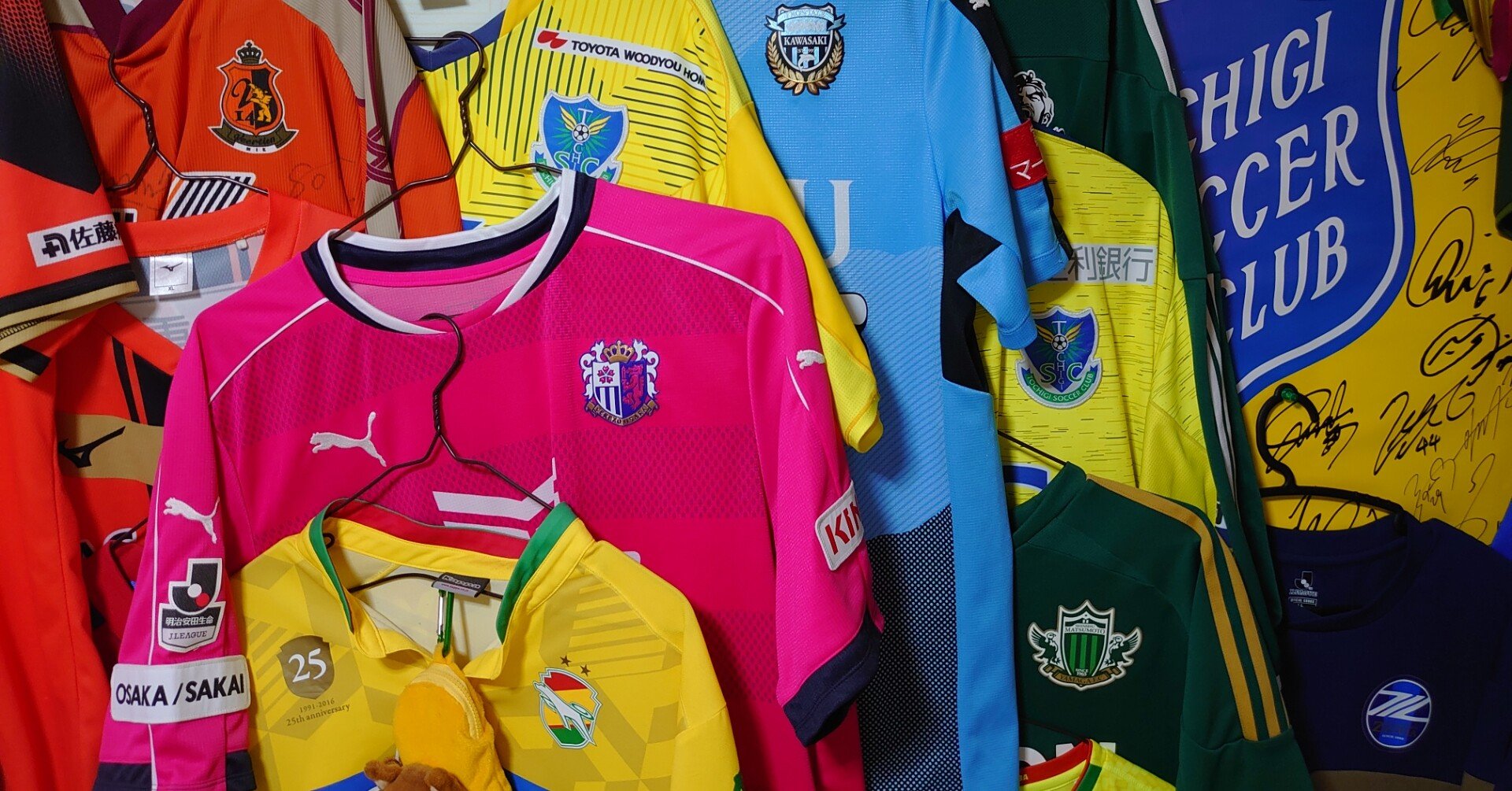 サッカー旅の正装 レプリカユニフォームの正しい使い方 Short Letter Owl Magazine Note