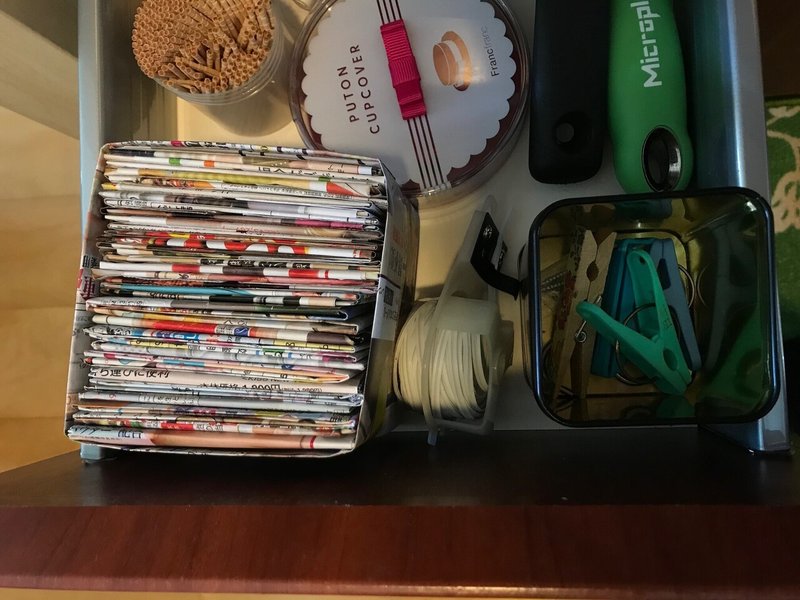 チラシで作る卓上ごみ箱 Naoko Nomigawa Note