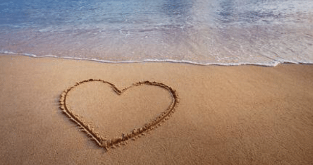 40年以上も前の 私が小学生の時の クラスのスローガン みんなはひとりのために ひとりはみんなのために いつからこんなに1人の負担が 増えてきたのだろう いつまでこれが続くの Candy Note