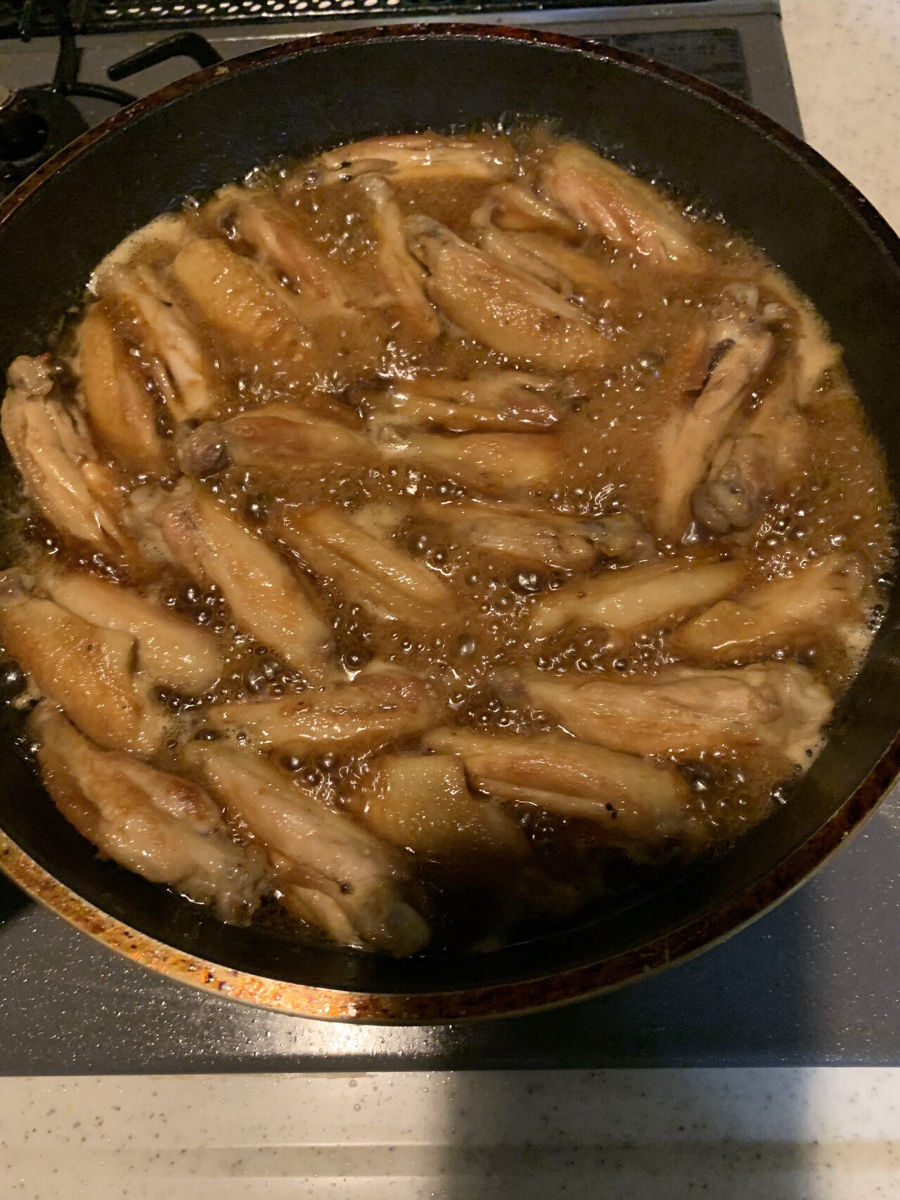 今日の夜ご飯は 鶏手羽中のさっぱり 煮を作りました とーっても美味しく出来ました 娘がおかわりないの って言ってきた 笑 ないから ゆっくり味わって食べてね と言いながら 嬉しそうな私 また作るね まゆりん Note