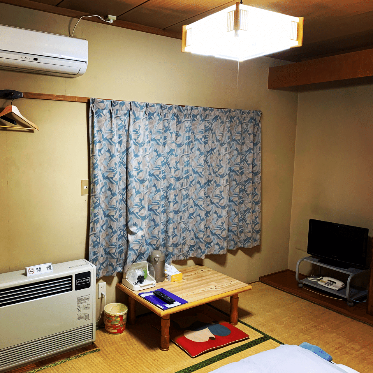 今日の1枚 蝦夷の質素な和室部屋 Gypsyhirano Note 今日の1枚 蝦夷の質素な和室部屋 Gypsyhirano Note