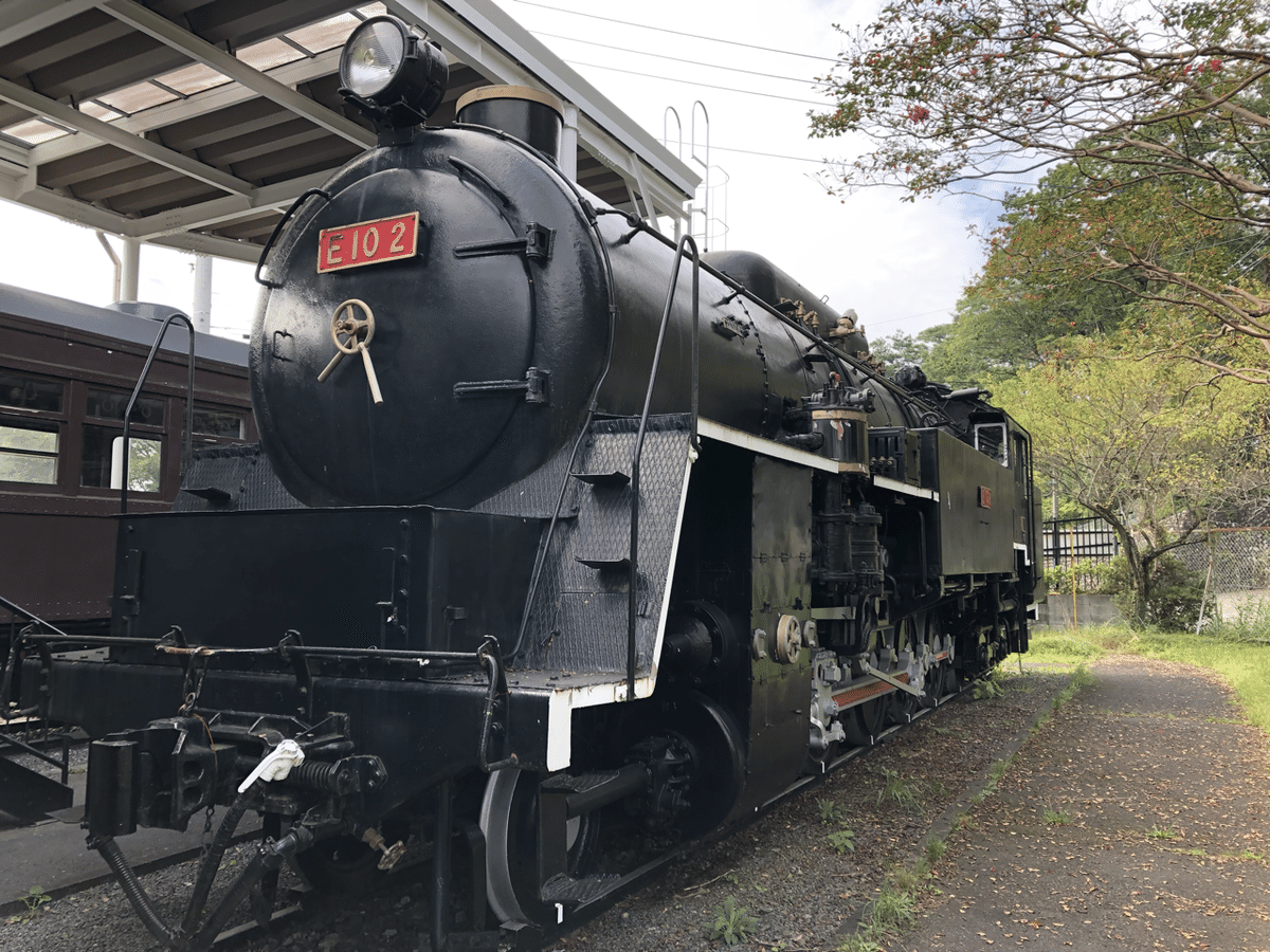 巨大蒸気機関車は永遠のロマン！どうすればD52を超えられたのか