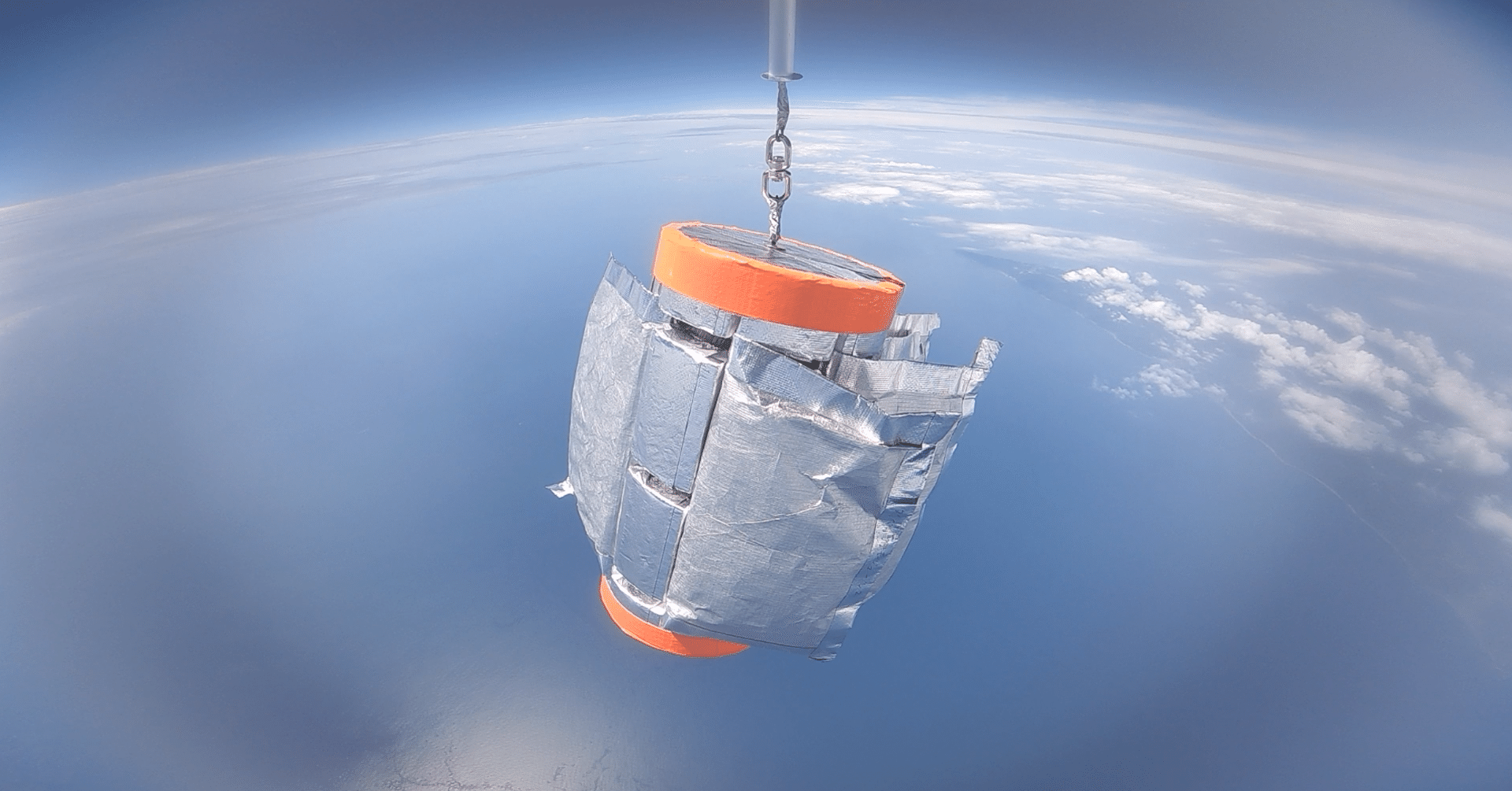 成層圏 宇宙の一歩手前【成層圏】でアジの干物を作る方法｜干物編#02｜shuttleD フードテック部