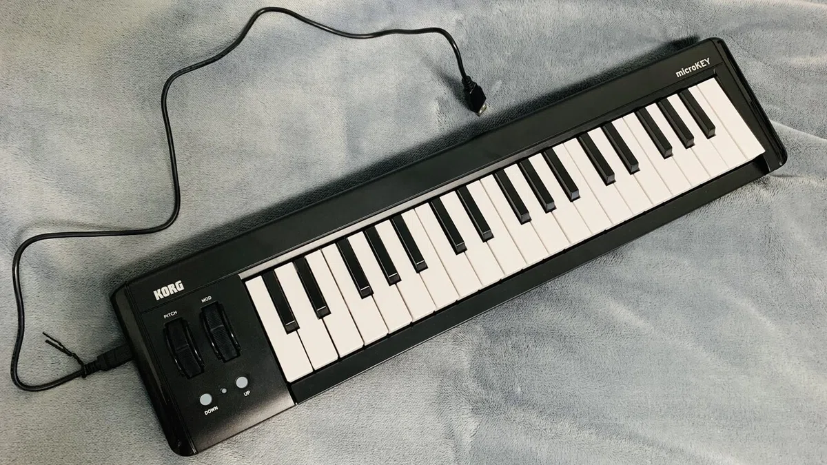 MIDIキーボード「KORG microKEY2-37」レビュー！【Cubasis3、Notion