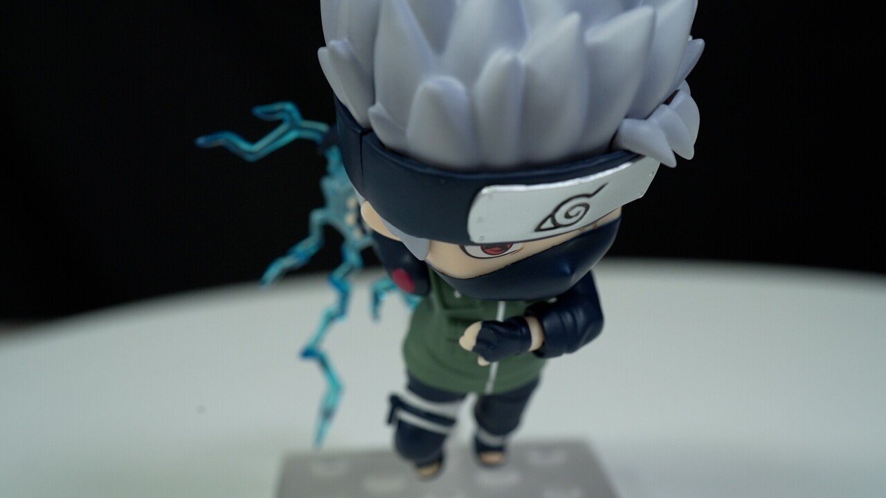 偽物本物】海外限定 ねんどろいど 724 はたけカカシ NARUTO-ナルト