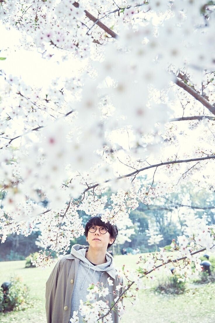 Vis 392 1 28 カミコロ 436円 Note