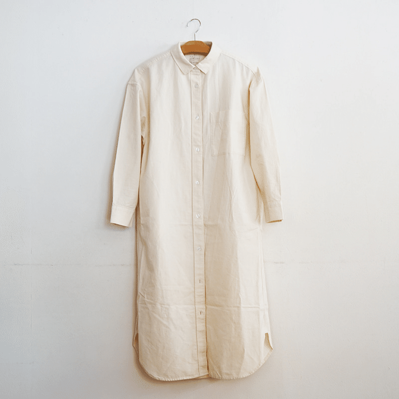 無印良品 春は白のワンピースでナチュラルモード 河野純一 なかよし夫婦の無印良品パトロール Note