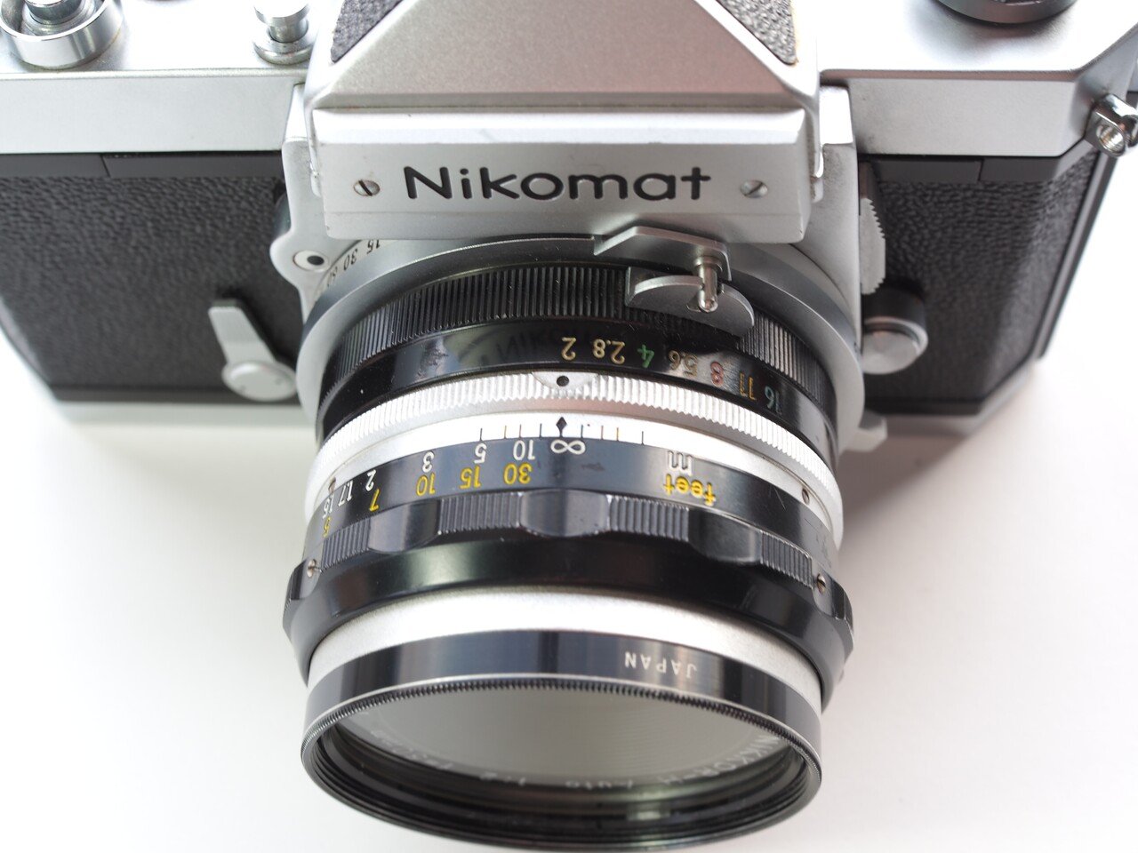 Nikomat FTN + 人気のレンズ3本付き。動作快調