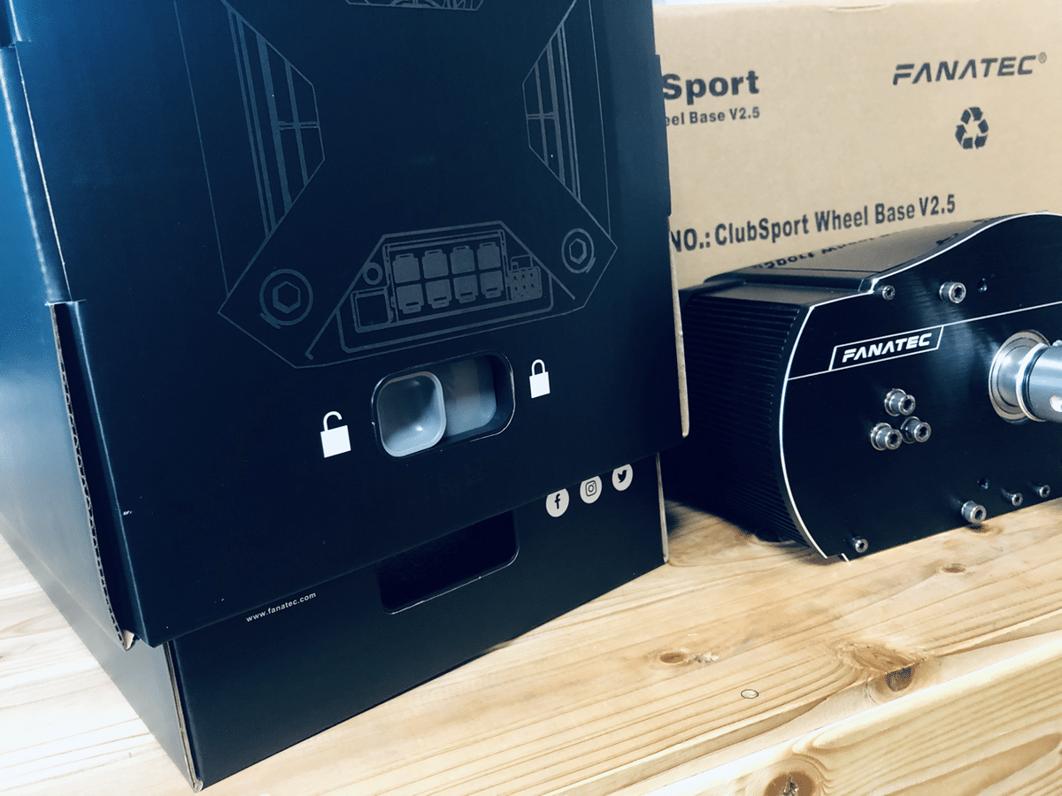FANATEC Podium DD1とFormula V2ホイールとパドルモジュールの
