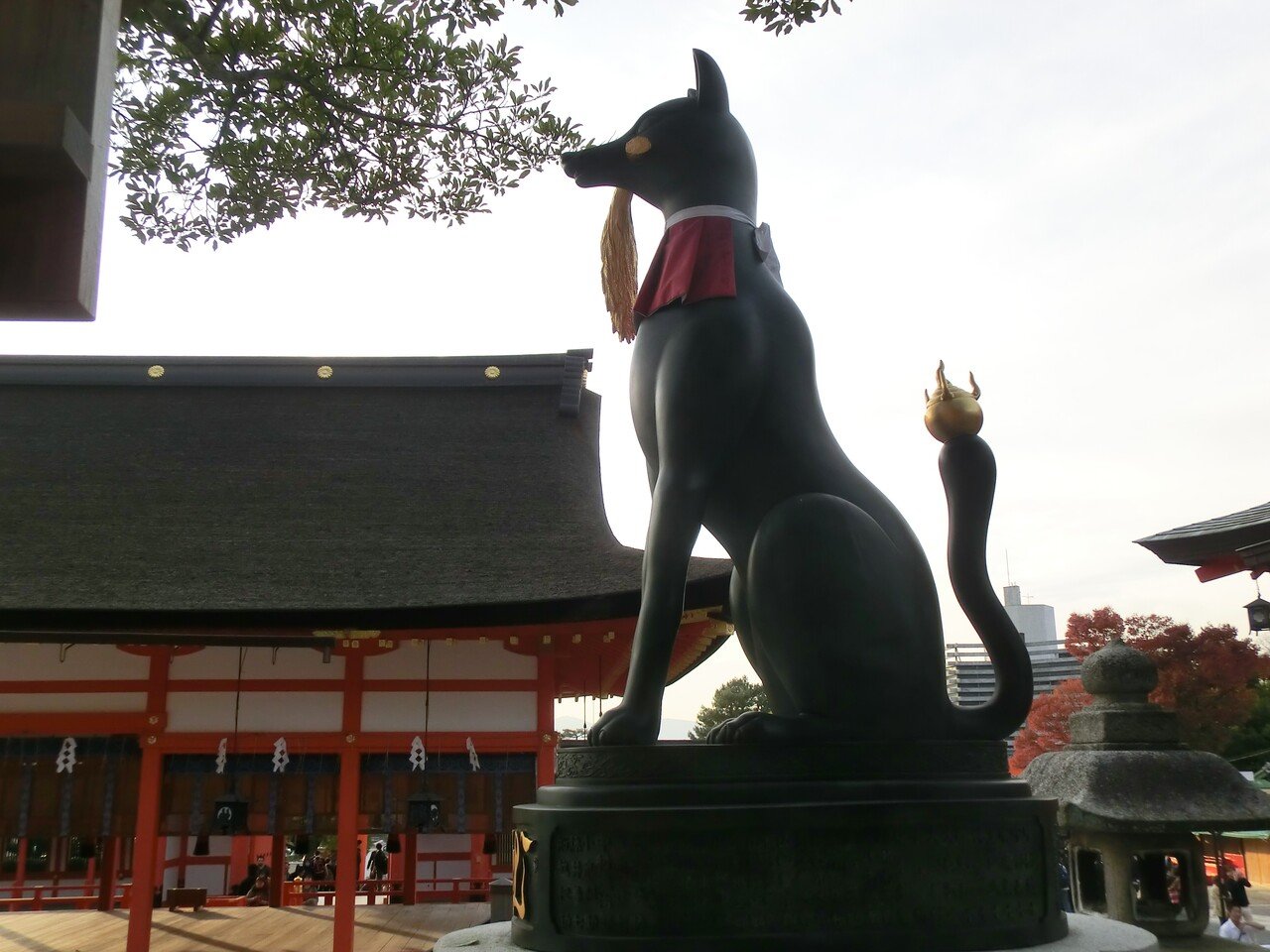 姿勢を整える 呼吸を整える 自分を整える 次第に順番に整っていくこの感じ うん いい感じだ さて こちらも整ったことだし みんなを迎えるかな 迎えるにも こちらの準備が 必要だからね ねじり Note