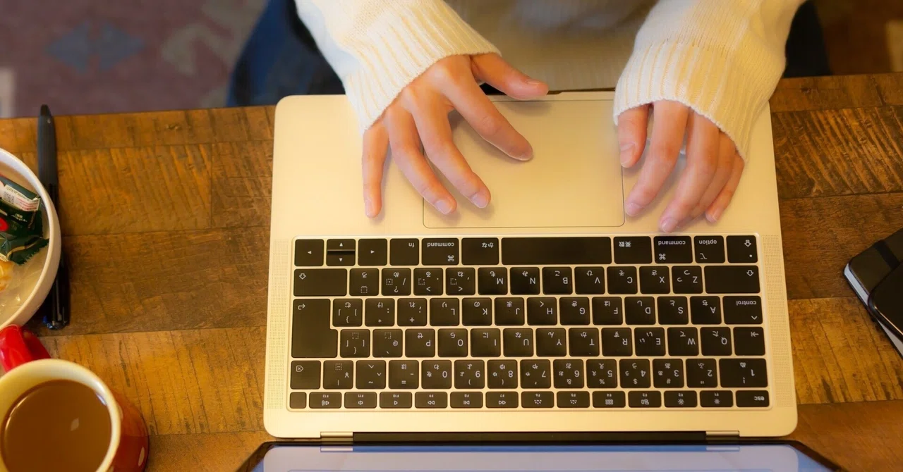 On Computer Operation by Visually Impaired Individuals｜たらば