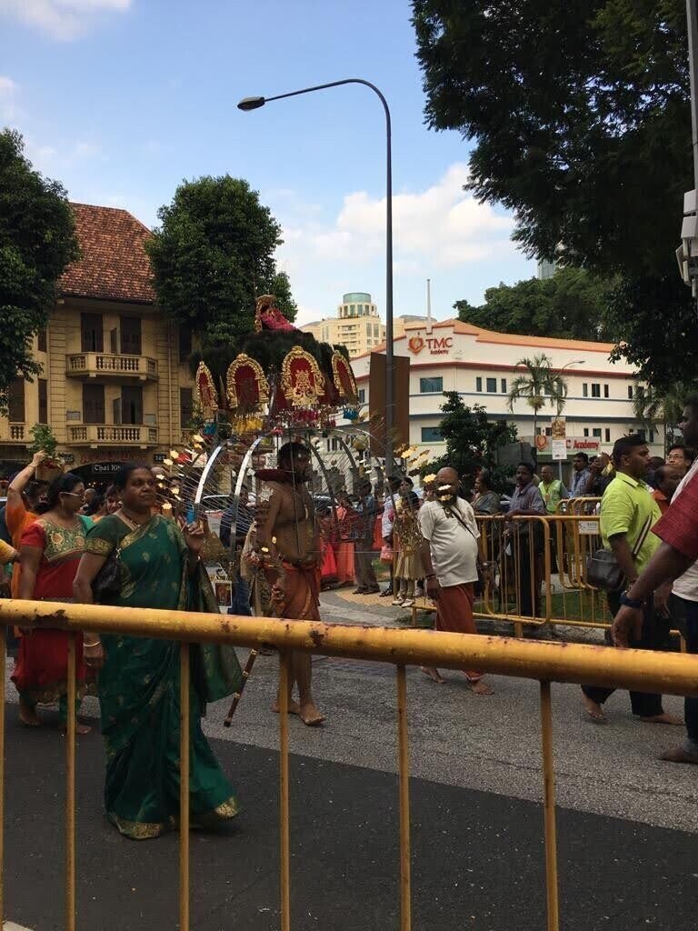衝撃的な串刺し姿 世界3大奇祭 タイプ サム祭り とは シンガポールからお伝えします パンダトラベル Pandabus Note