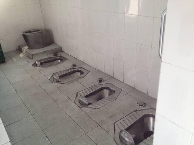 ベトナムの田舎の女子トイレがやばい件 パンケーキ Note