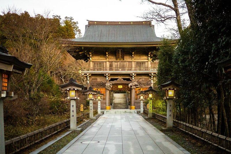 秋葉神社の表門