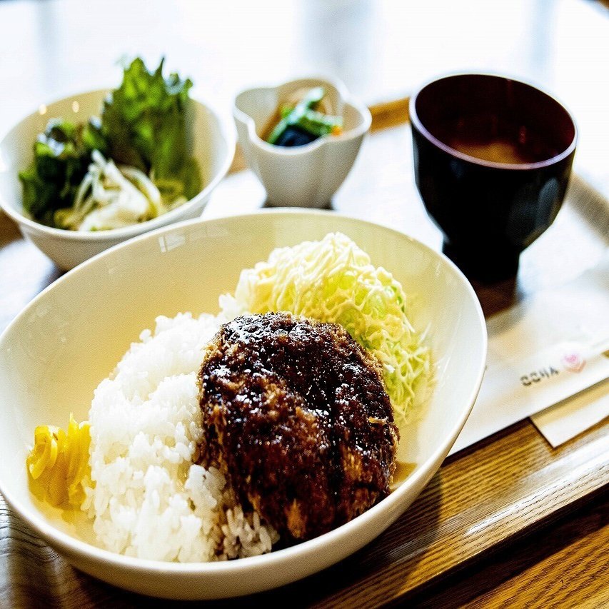 6 ダイニング 自由咖哩 讃岐うどん 千幸 ここりん食堂 ひがしかわ食堂 ワッカ 北海道 写真の町 東川町