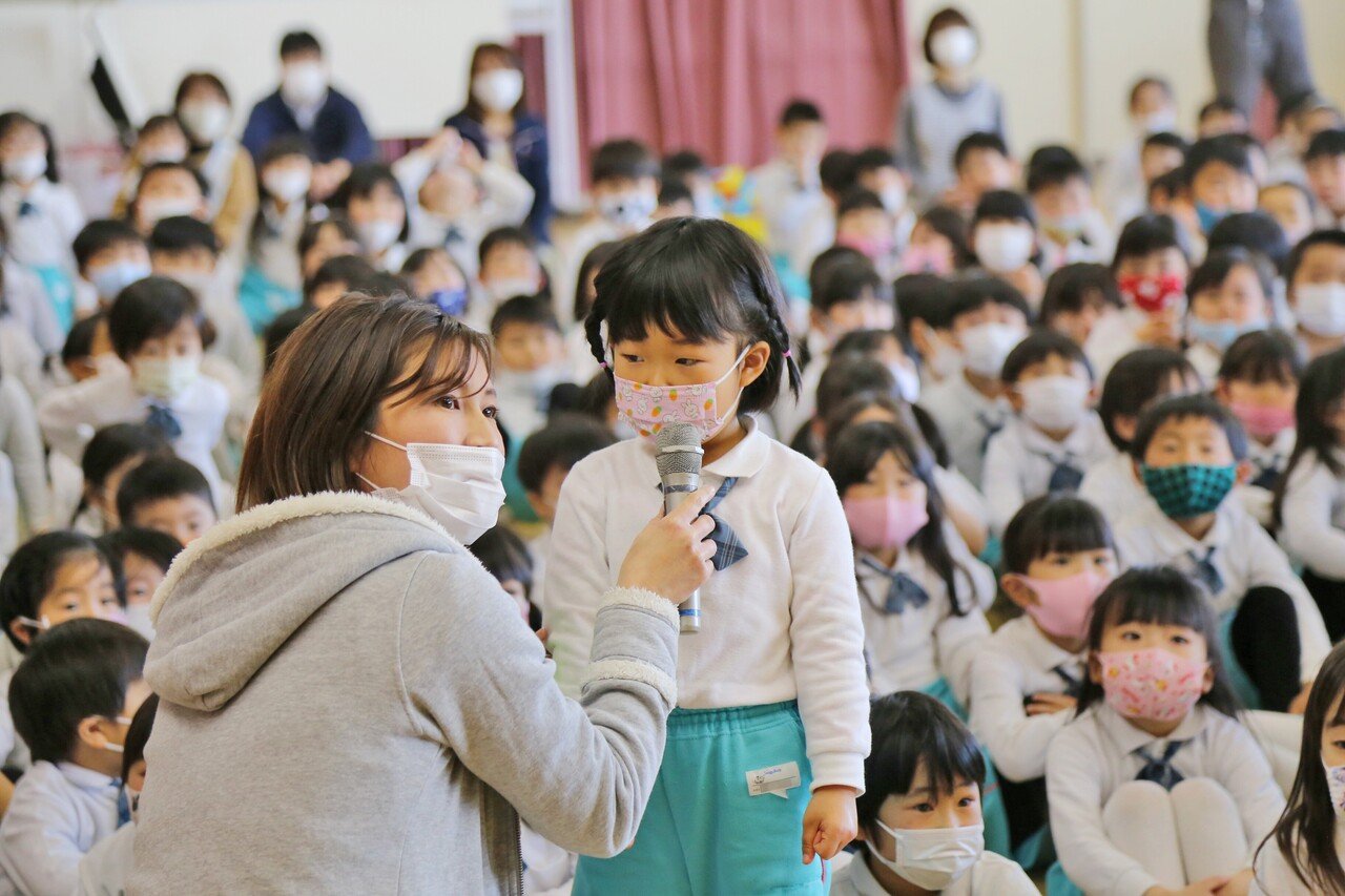 川越ひばり幼稚園 制服 女の子
