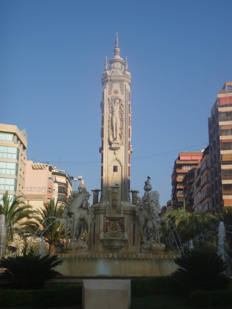 スペイン警察の表彰式 11 アリカンテ スペイン 海に舞う Note