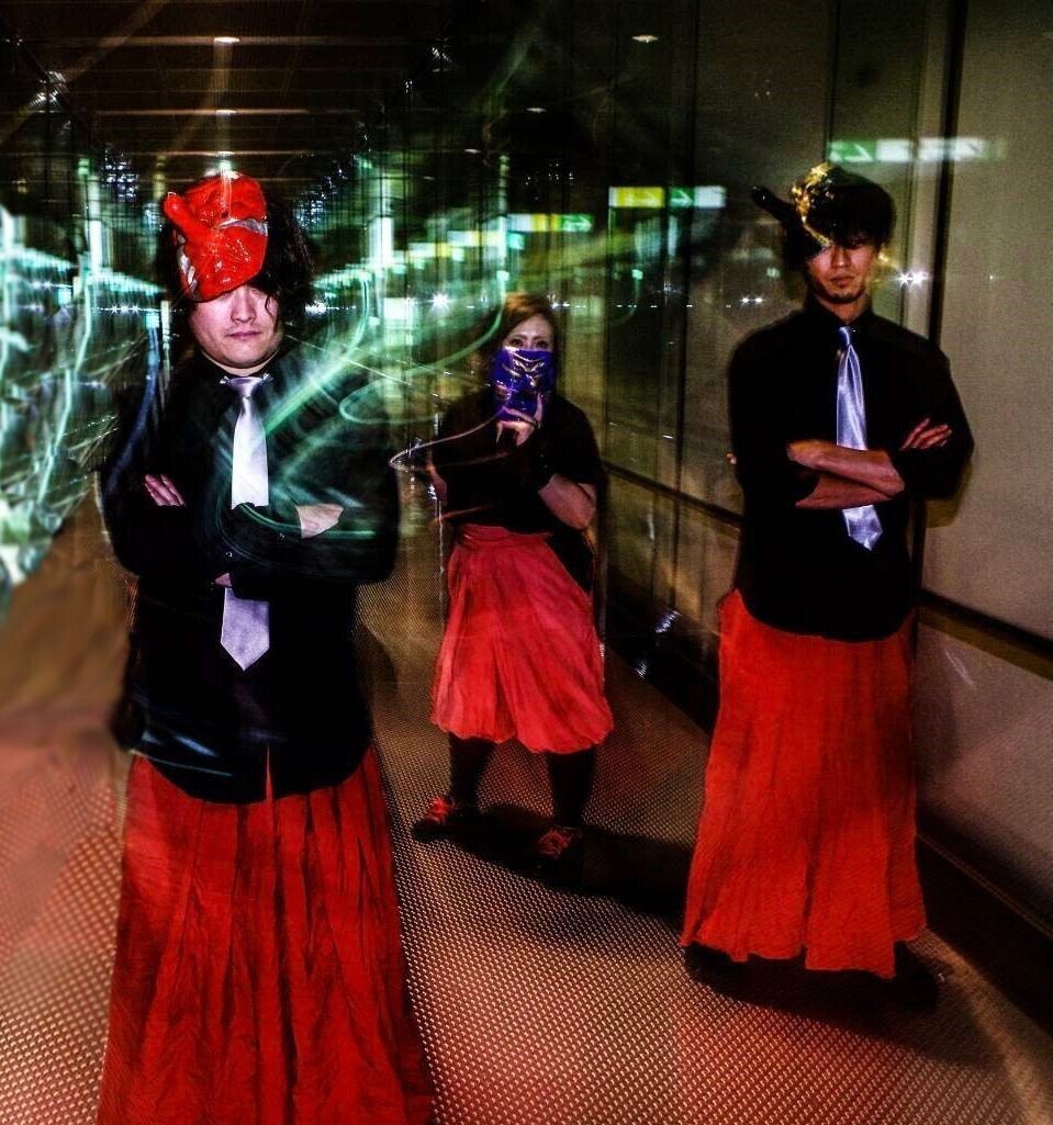 天狗界から舞い降りた、若手天狗族集団 The TENGUZ。日本に収まらず