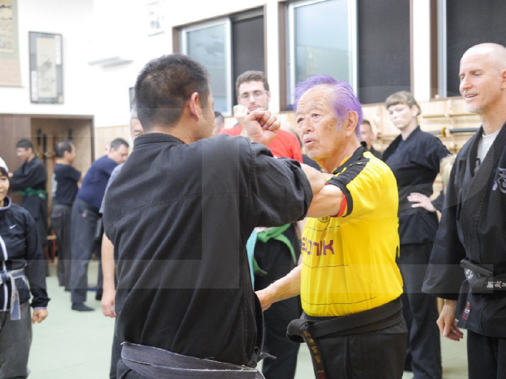 連載 初見良昭「人生、無刀捕」 第一回「弟子力、師匠力」｜コ2