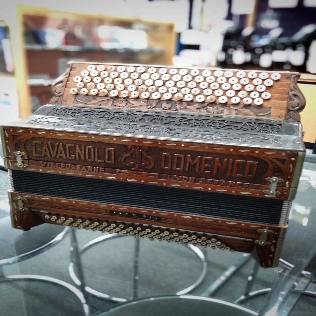 アンティーク フランス製 アコーディオン 楽器 インテリア 骨董 古い