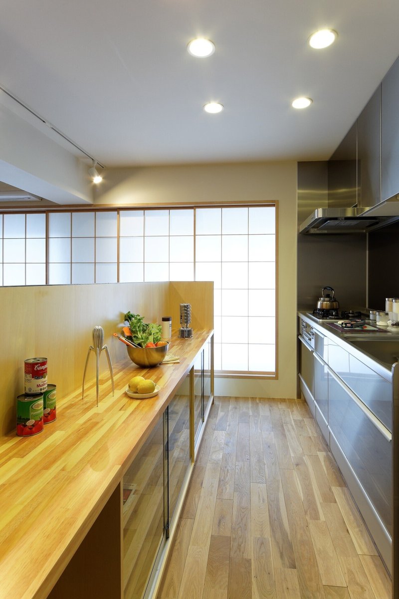 キッチンの煩雑さをリビング ダイニングに持ち込まない食器棚のつくり方 南 啓史 建築士 Kei Minami Muni Architects Note
