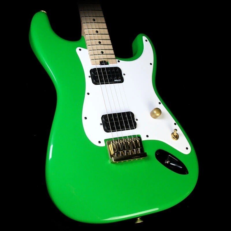 レア　FERNANDES 状態良好　ストラト　グリーン　スティーブヴァイ レア FERNANDES 状態良好 ストラト グリーン スティーブヴァイ