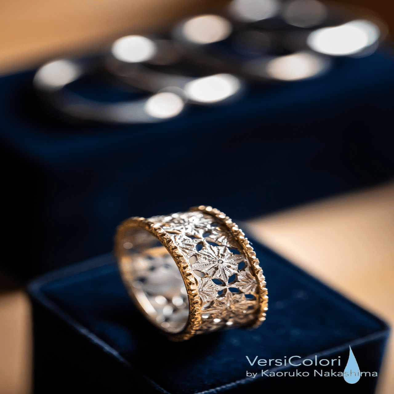 イタリアで活躍する日本人】ジュエリー職人 Versicolori｜エミオータ