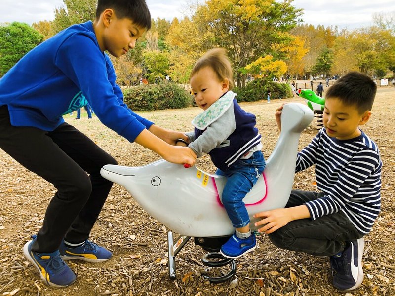 女の子と男の子 どっちが育てやすい おばせともえ 男子三兄弟の母 ピアノ リトミック ベビーマッサージ講師 Note