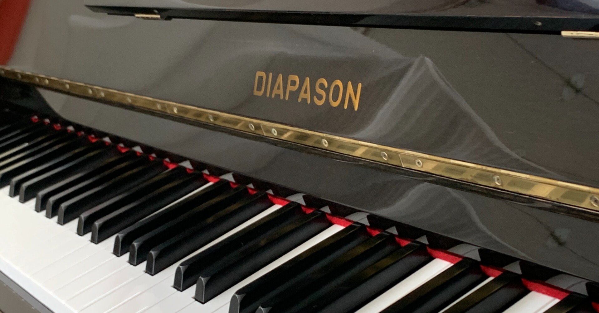 職人が作業したディアパソン126MS｜piano craftsman's