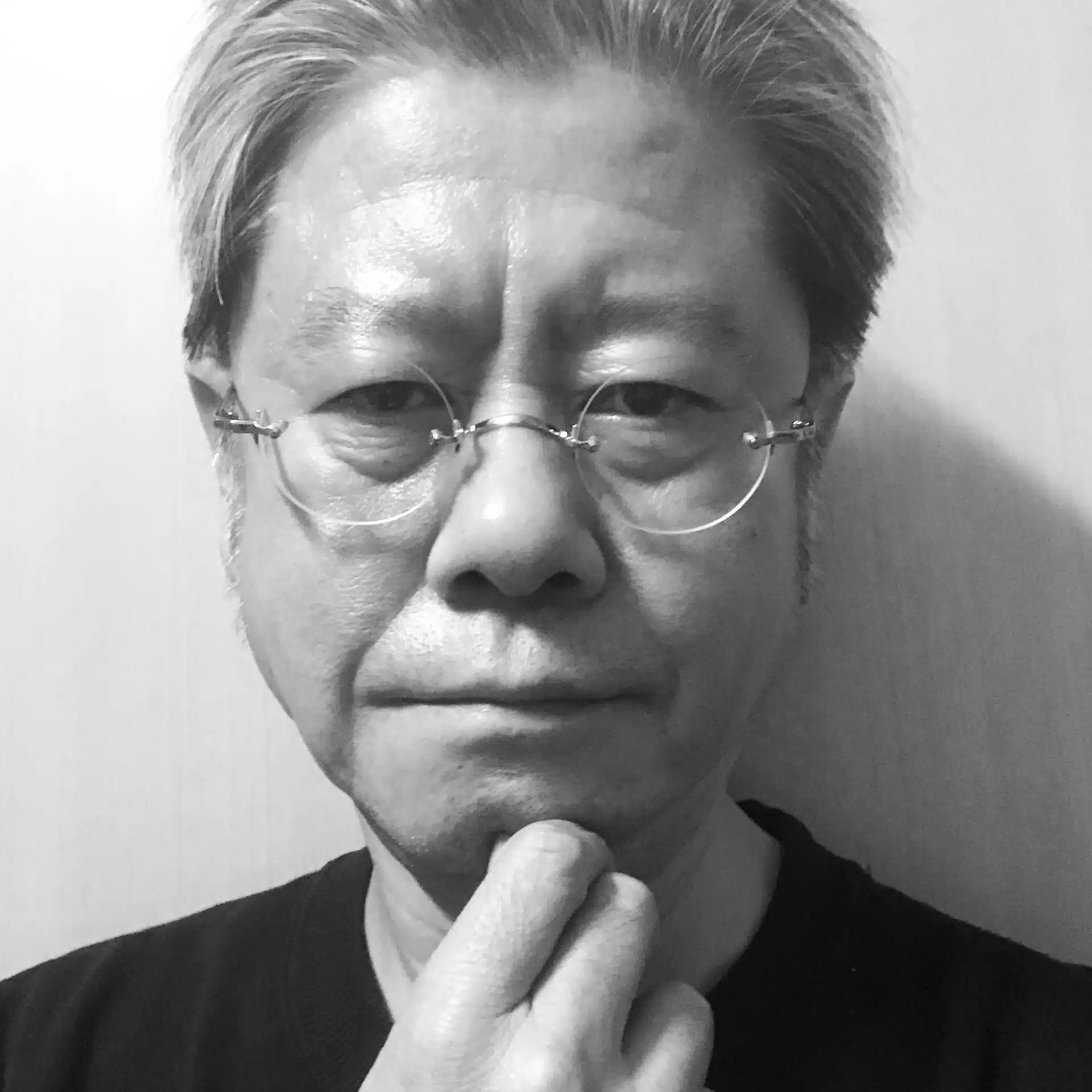 翡翠伊作（本郷隼人／茂木酔作）浪漫社所属　