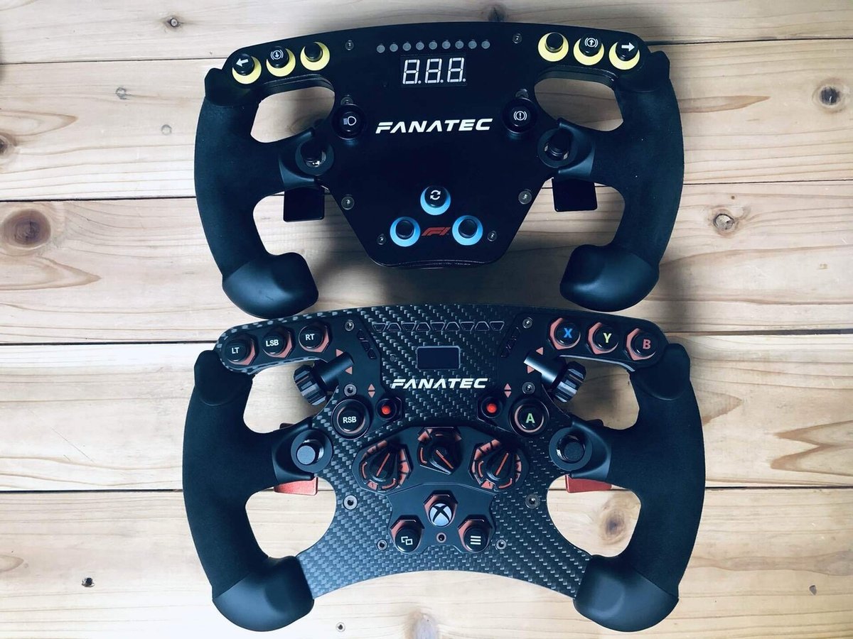 FANATEC Clubsport Steering Wheel Formula V2のちょっとしたレビュー  