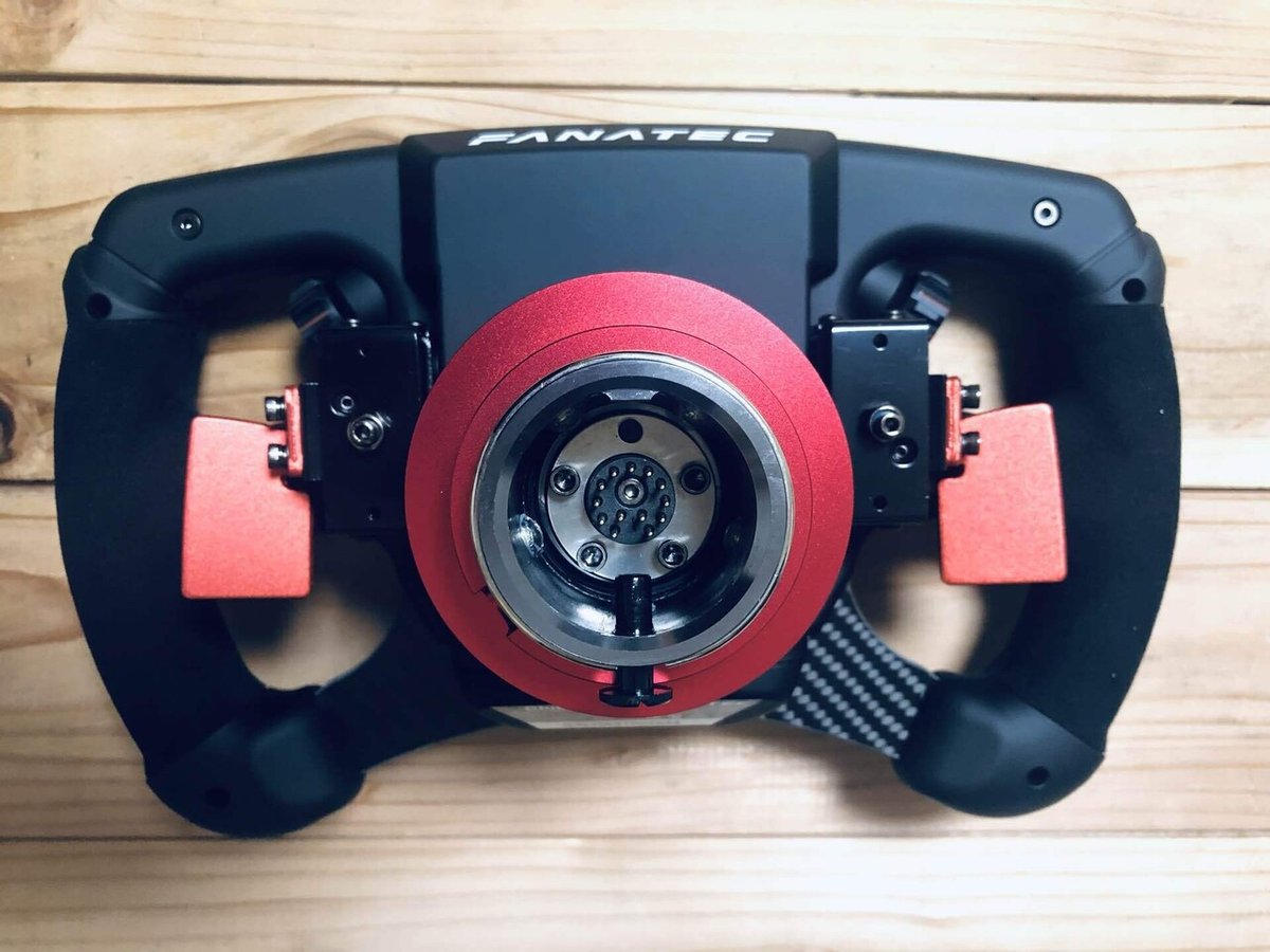 FANATEC Clubsport Steering Wheel Formula V2のちょっとしたレビュー 