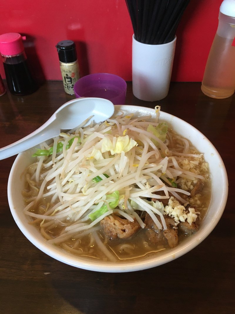 山梨の二郎系ラーメン 春風花音 Note