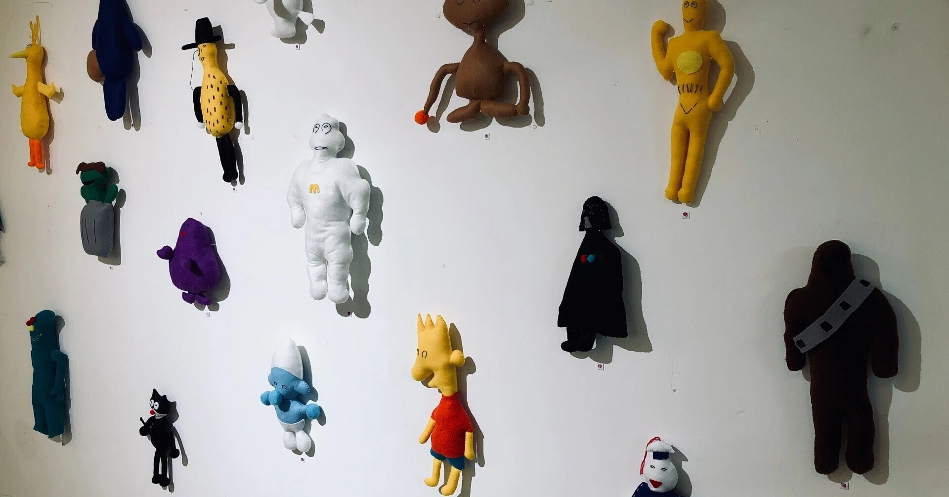 ヤツらがずらり「Yuri Hasegawa Exhibition at HIGHTIDE STORE