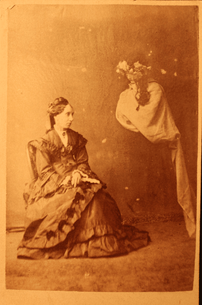 ジョージアナホートンの心霊写真、1872-76　