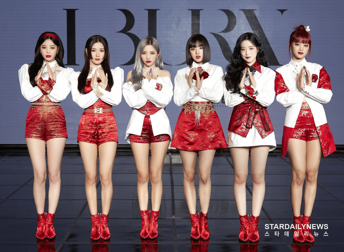 gidle アイドゥル 埼玉会場 ユニット ウギ シュファ idle 埼玉会場 限定 ユニット トレカ ソヨン ウギ 未開封CD 2枚