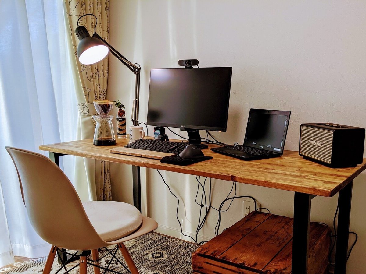 テレワークのためのワークデスクをDIYしたお話｜god_valley 