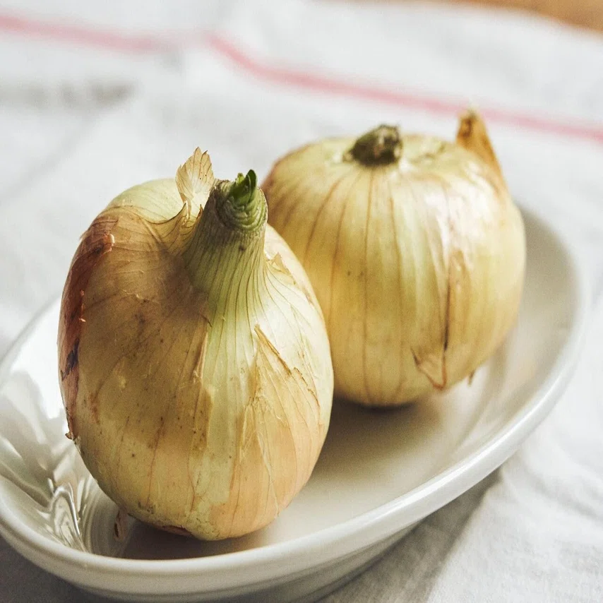 フレッシュで刺激的 癖になるポスト万能薬味 新玉ねぎの胡椒塩漬け 旬とスパイス エスビー食品