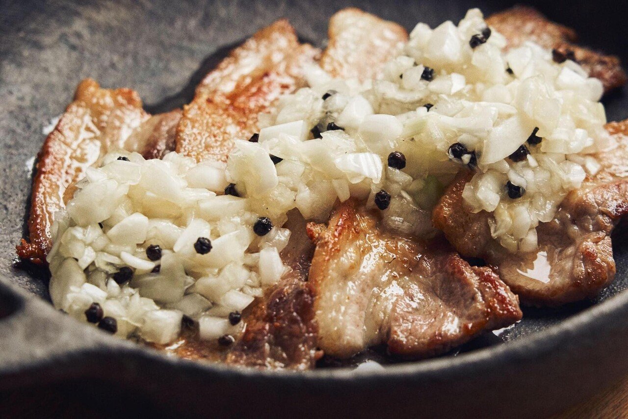 フレッシュで刺激的 癖になるポスト万能薬味 新玉ねぎの胡椒塩漬け 旬とスパイス エスビー食品 フレッシュで刺激的 癖になるポスト万能薬味 新玉ねぎの胡椒塩漬け 旬とスパイス エスビー食品