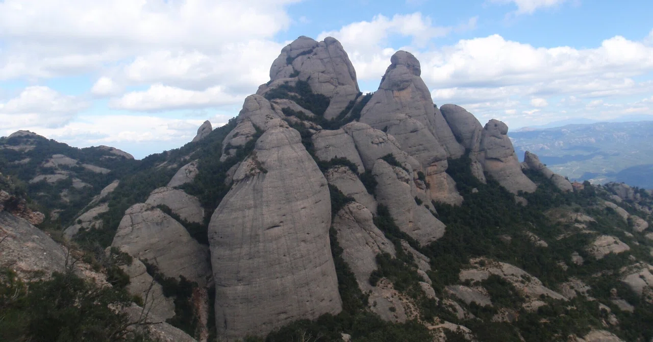 スペイン旅2012：黒いマリア像のいるモンセラットへ （バルセロナ 